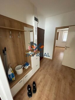 Prenájom 3 izbový byt s balkónom, Sibírska, Sekčov - 3