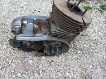 Jawa cz 125 . 453 motor - 3