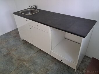 Kuchynská linka IKEA - 3