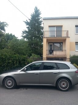 alfa romeo 159 - 3