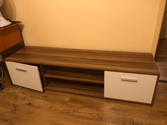 stolík pod TV/ televízny stolík - 3