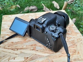 Canon EOS 700D + 18-55mm - 3