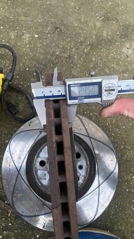 Brzdy Octavia RS 312x25 - 3