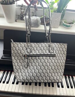 Guess originál kabelka málo nosená - 3