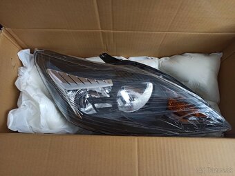 Focus II Facelift predné svetlomety - 3