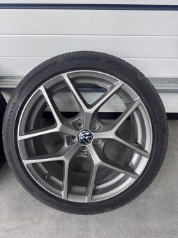 R18 215/45 5x100 - 3