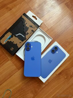 apple iphone 16 128 gb modry - 3