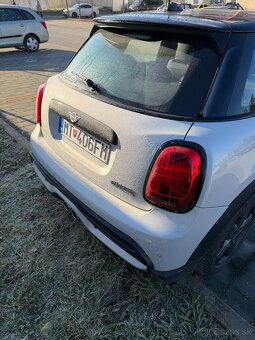 MINI Cooper S 5-dverí - 3