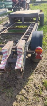 Prepravnik strojov. - 3