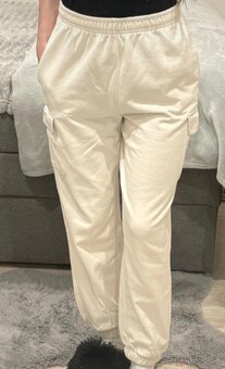 Dámske kapsáčové tepláky - 3