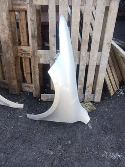 Blatník Škoda Superb 2, predfacelift - 3