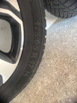 Toyota Aygo R17 komplety - 3