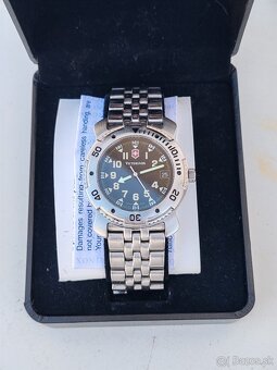 Victorinox - 3