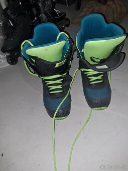 Snowboard gravity+topánky a vak - 3