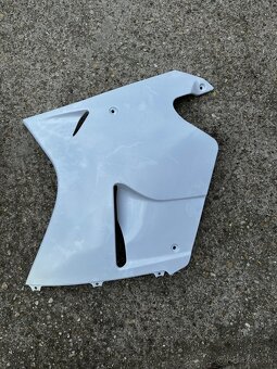 Bočný plast HONDA CBR 1100XX BLACKBIRD - 3