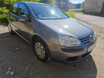 Volkswagen Golf V 1.6 MPI - 3