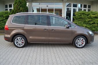 VW SHARAN 2.0 TDI HIGHLINE, PANORÁMA, 7 MIEST, KOŽA, BIXENÓN - 3