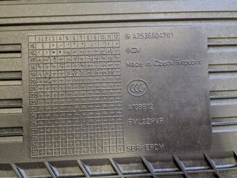 Gumove rohože Merceces GLC original - 3