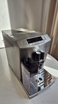 Pekný kávovar DeLonghi Primadonna S - 3