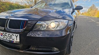 BMW e90 320 d - 3