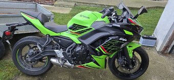 KAWASAKI NINJA 650, r.v 2023,v TP 35kw, kup v SR - 3