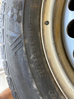 VW Multivan 215/65 r16C - 3