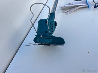 Akumulátorový vyžínač trávy Boxer 48V - 3