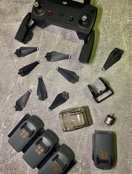 Dron DJI Spark Fly More Combo - 3