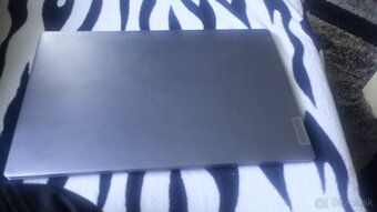 Lenovo IdeaPad slim 3 - 3