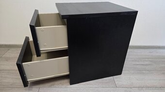 PREDÁM - Nočné stolíky a komodu IKEA MALM - 3