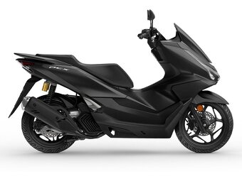 Honda PCX125 Nová - 3
