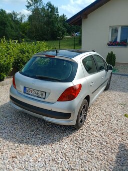 Peugeot 207 - 3