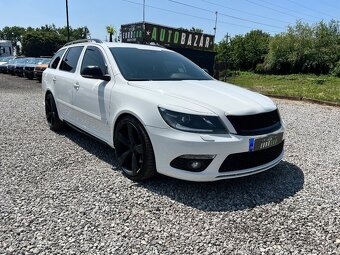 Škoda Octavia Combi 2.0 TDI CR DPF RS DSG - 3