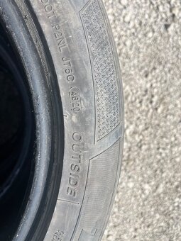 Predám celoročne Pneu 225/50r17 98v - 3