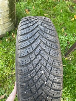 Zimné gumy 195/65 R15 - 3