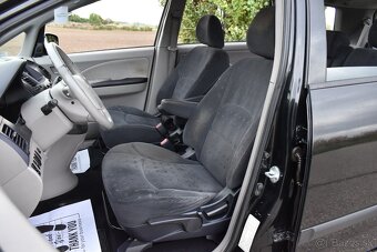 Rezervované Mitsubishi Grandis 2.4 AT - 3