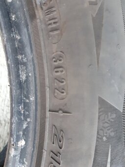 Nexen 215/55R16 - 3