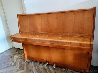 Predám klavír Petrof - 3