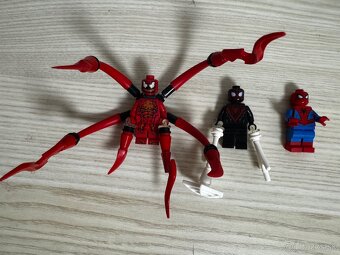 Lego Super Heroes 76113 – Spider-Man bike rescue / Spider-Ma - 3