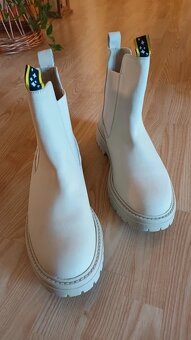 ZLAVA - kožené nové čižmy Jolana & Fenena, v.40 - 3