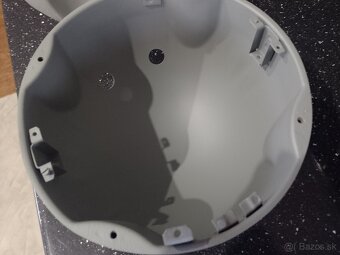 HRNCE PREDNYCH SVETIEL SKODA 110R - 3