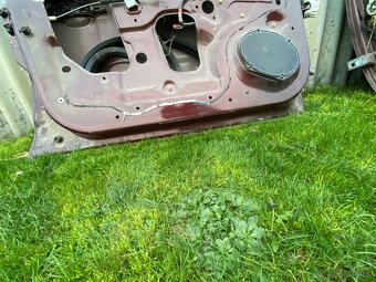 Mazda Tribute dvere - 3