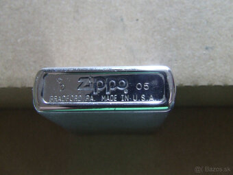 Zapalovač ZIPPO s menom Zdeno v dolnom rohu. - 3