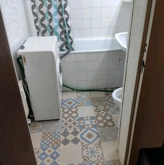 1 izbový byt Ľadoveň - 3