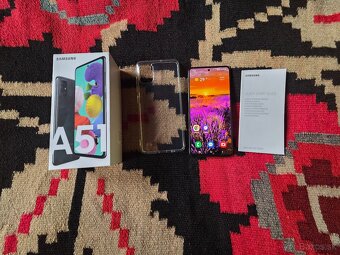 Samsung A51 dual sim čierny v dobrom stave plne funkčný má z - 3