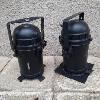 Predam 2 reflektory EUROLITE Par 56 - 3