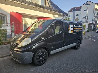 Renault Traffic - 3
