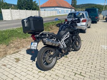 Triumph Tiger 800 2011 - 3