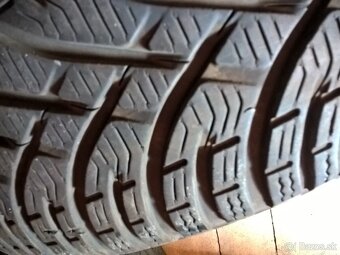 4 ks ZIMNÉ 205/65 R15 94H BF-GOODRICH a MICHELIN - OD 25€/ks - 3
