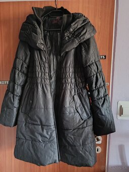 Dámska zimná bunda čierna aj bordová. - 3